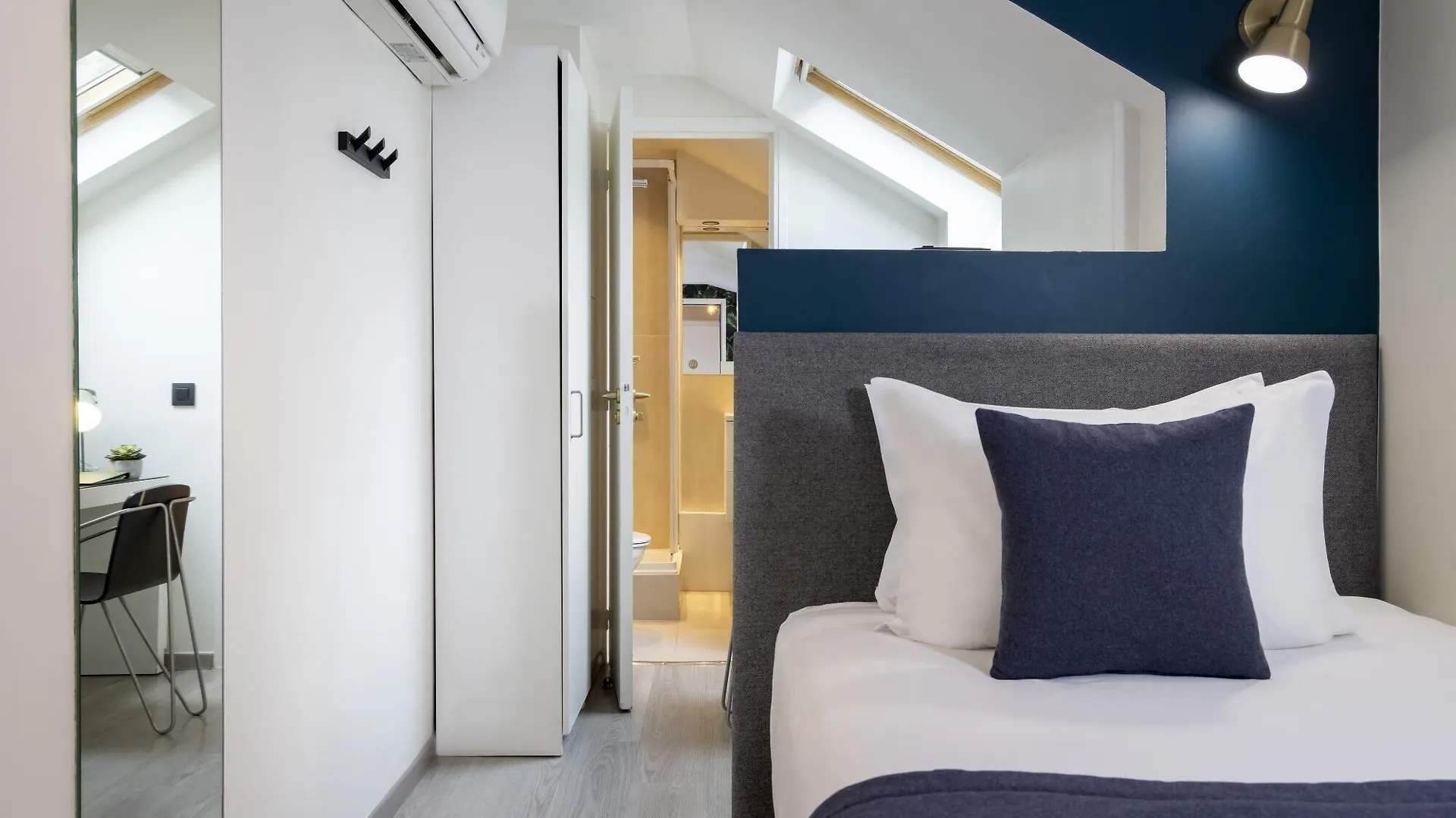 Hotel Brady - Gare De L'est 3*